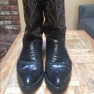 Lucchese Alligator Cowboy Boots